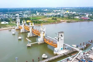 HCMC resolving obstacles related to VND10 trillion anti-tidal flood project