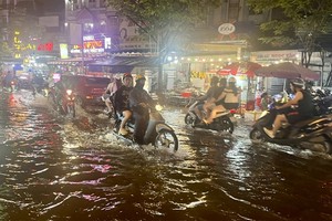 HCMC unveils $370m canal dredging plan to tackle worsening floods 