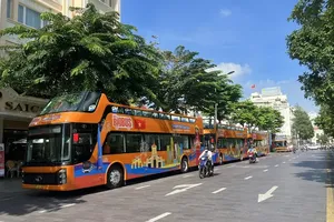 Ho Chi Minh City tightens oversight of open-top double-decker buses downtown