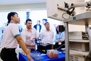 Tu Du Hospital pioneers int'l- standard gynecological endoscopy in Vietnam