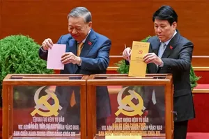 National Congress elects 200 members of 14th Party Central Committee