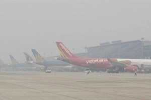 Four flights diverted due to fog at Noi Bai Airport