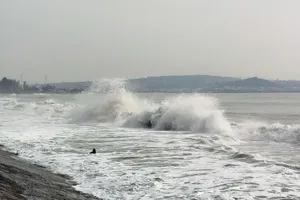 21 localities urged to respond to strong winds at sea