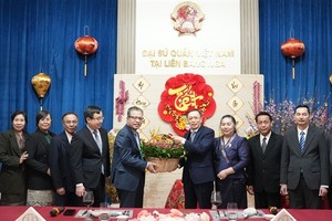 Vietnam, Laos share festive spirit ahead of Lunar New Year 2026