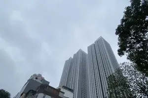 Unseasonal thunderstorms persist in Southern region