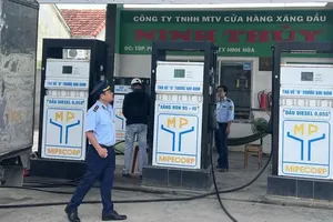 Vietnam tightens controls to combat cross-border fuel smuggling