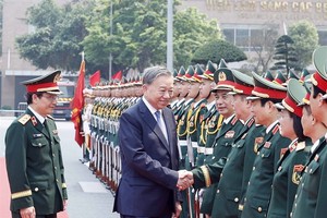 Party chief calls for model development of 108 Military Central Hospital