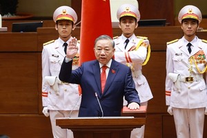Party Secretary, President To Lam sworn in, outlines development priorities