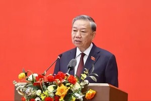 General Secretary signs regulation on political, ideological work within Party