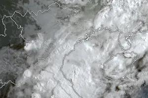 Heavy rain, thunderstorms spread into Central region on April 24