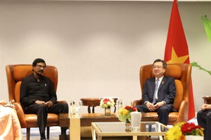 Vietnamese Party official meets leaders of Sri Lankan political parties