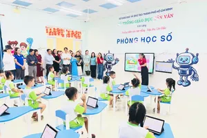New digital classroom brings modern learning to Con Dao preschoolers