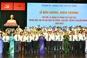 HCMC honors exemplary collectives, individuals following Uncle Ho’s ideals