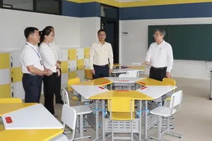HCMC moves to ensure equal access to education across administrative borders