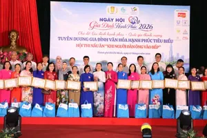 Ho Chi Minh City honors 168 exemplary families on Vietnam Family Day