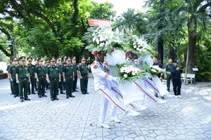 Senior Lieutenant General Le Quang Minh inspects search for martyrs’ remains