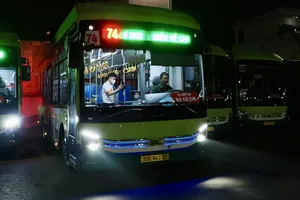 Residents embrace first day of free bus rides in Ho Chi Minh City