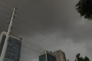 Southern region braces for localized heavy rain and rough seas