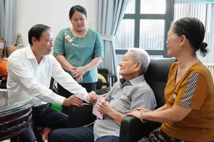 City leaders visit war veterans ahead of War Invalids, Martyrs' Day
