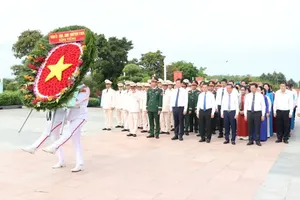 HCMC leaders pay tribute to fallen heroes on War Invalids and Martyrs' Day