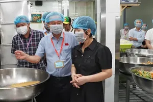 Ho Chi Minh City authorities review food safety at school meal supplier