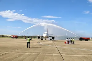Quang Tri Province welcomes first flight from Khanh Hoa
