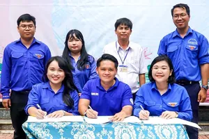 Youth unions in three localities join hands for community