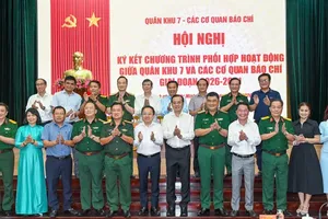 Military Region 7 strengthens coordination with local media agencies