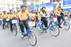 Over 1,000 people in Ho Chi Minh City join cycling festival for community