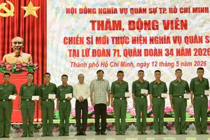 TPHCM: Động viên chiến sĩ mới tại các đơn vị huấn luyện