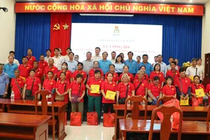 Ra mắt Nghiệp đoàn bán vé số xã Bàu Bàng