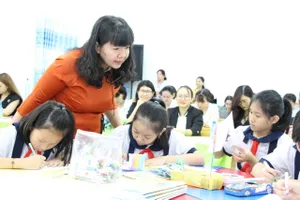 Đánh giá giáo viên theo KPI: Thang đo mới, rõ người, rõ việc