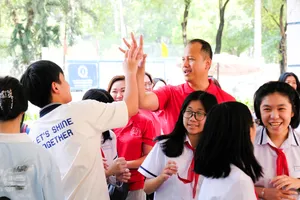 Đặc sắc những lớp học không biên giới