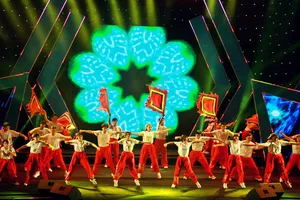 Hùng thiêng đất Việt của nhóm D1 Official. Ảnh: THÚY BÌNH