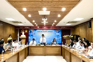 Hội thi Tiếng hát người làm báo - Âm vang vọng cổ