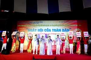 Tiết mục "Lá phiếu kỷ nguyên mới". Ảnh: THÚY BÌNH