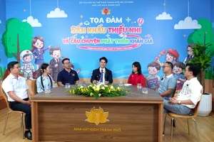 Tọa đàm "Sân khấu thiếu nhi và câu chuyện phát triển khán giả" đặt ra nhiều vấn đề cấp thiết trong đời sống sân khấu phục vụ thiếu nhi của thành phố. Ảnh: THÚY BÌNH