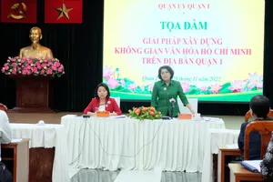 Xây dựng Không gian văn hóa Hồ Chí Minh tại quận 1: Chú trọng xây dựng đạo đức công vụ