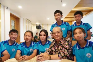 Chắp cánh cho trẻ em ở các lớp học tình thương 