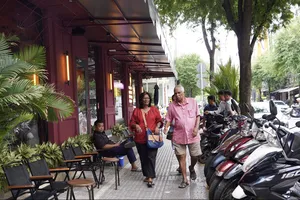 Đề xuất xây dựng đề án quản lý, khai thác, sử dụng lòng đường, vỉa hè tại TPHCM