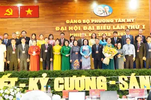 Xóa nhà tạm ven kênh rạch, tạo quỹ đất để phát triển phường Tân Mỹ (TPHCM)