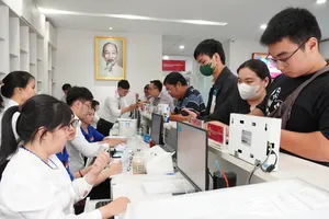 TPHCM đề xuất bổ sung 5.000 tỷ đồng chi thu nhập tăng thêm cho cán bộ, công chức