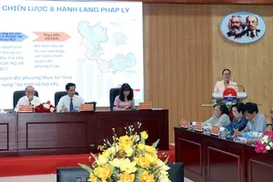 Nâng cao vai trò công tác xã hội trong quản trị đô thị