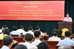TPHCM phấn đấu giao biên chế chính thức cho xã, phường, đặc khu trong tháng 7