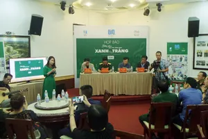 Ban tổ chức chia sẻ tại buổi họp báo chương trình “Nguyễn Hồng Sơn - Xanh trong trắng”
