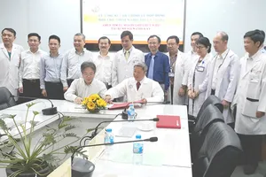 Toàn cảnh ký kết thanh lý thanh lý hợp đồng đào tạo và chuyển giao gói kỹ thuật ghép tim từ người cho chết não giữa BV Chợ Rẫy và BV Việt Đức