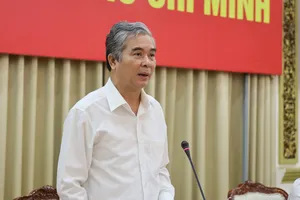 Phó Chủ tịch UBND TPHCM Ngô Minh Châu phát biểu tại cuộc họp. Ảnh: TRUNG TÂM BÁO CHÍ
