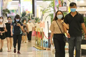 Từ 18 giờ hôm nay 30-4, TPHCM tạm dừng hoạt động karaoke, bar, vũ trường