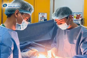 Phẫu thuật thành công cho bệnh nhân bị u GIST dạ dày bằng kỹ thuật stapler