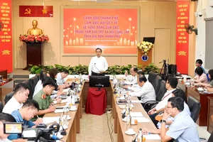 Đồng chí Nguyễn Phước Lộc, Ủy viên Trung ương Đảng, Phó Bí thư Thành ủy, Chủ tịch Ủy ban MTTQ Việt Nam TPHCM phát biểu tại buổi làm việc Ảnh: HOÀNG HÙNG